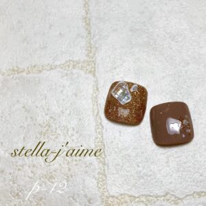 【オリジナルペディチップ】 品番Ｐ-12 ラメとシェルで大人 […]